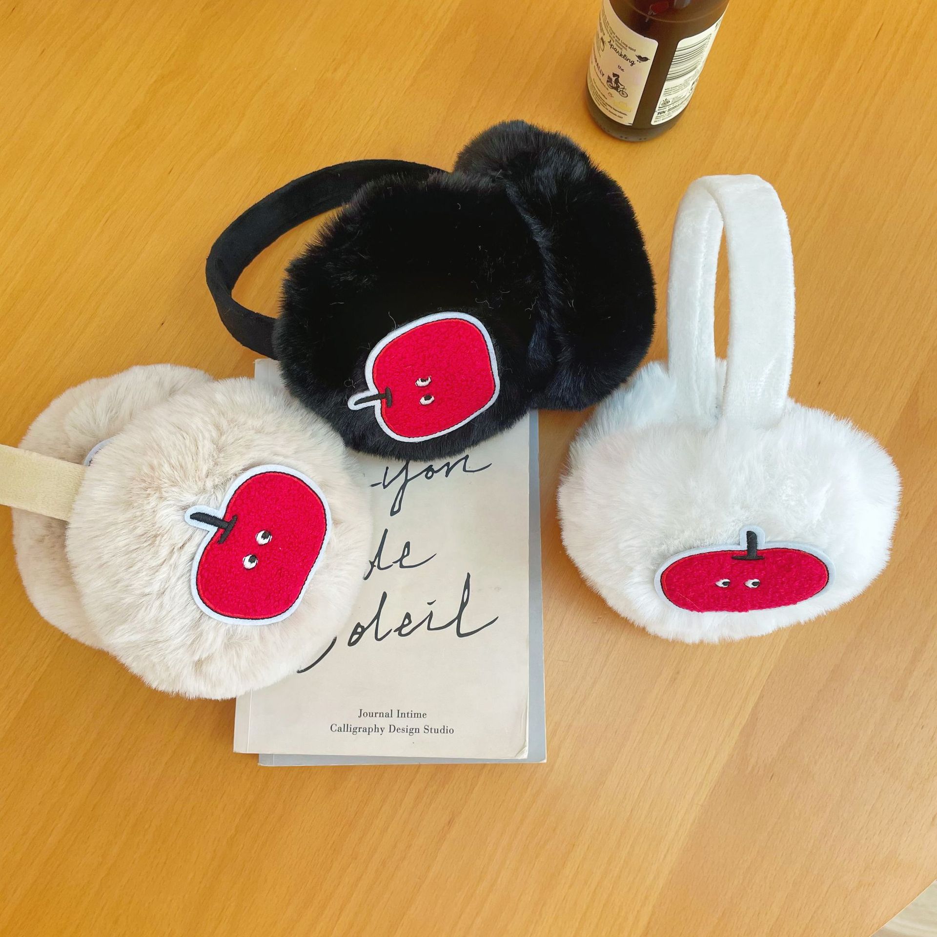 Winter Clothing Earmuffs - Anjj Nuovi paraorecchie Apple Moda squisita