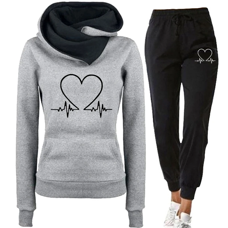 Tuta da donna due pezzi, set i - Warm Winter Clothing recensione e prezzo